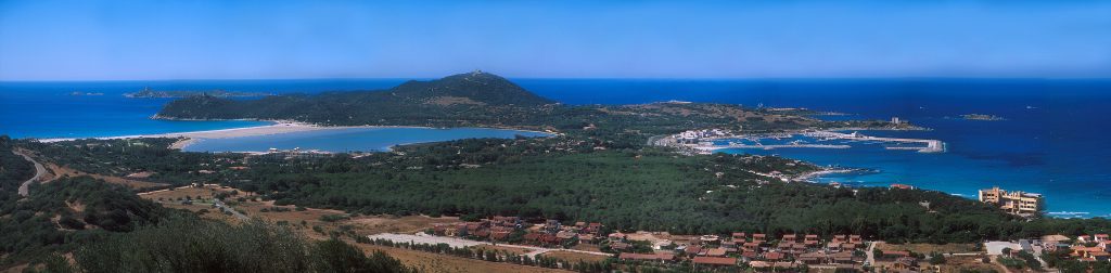 Panorama Punta Molentis Spiaggia dei Due Mari Villasimius destinazione sostenibile Sardegna Foto E. Trainito/AMP Capo Carbonara