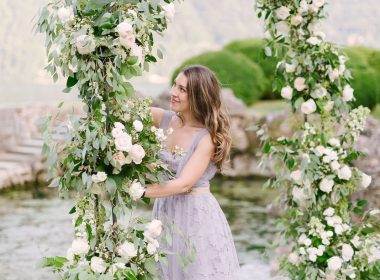 Elisa Mocci impegnata negli ultimi preparativi prima di un matrimonio | wedding Tourism Sardegna