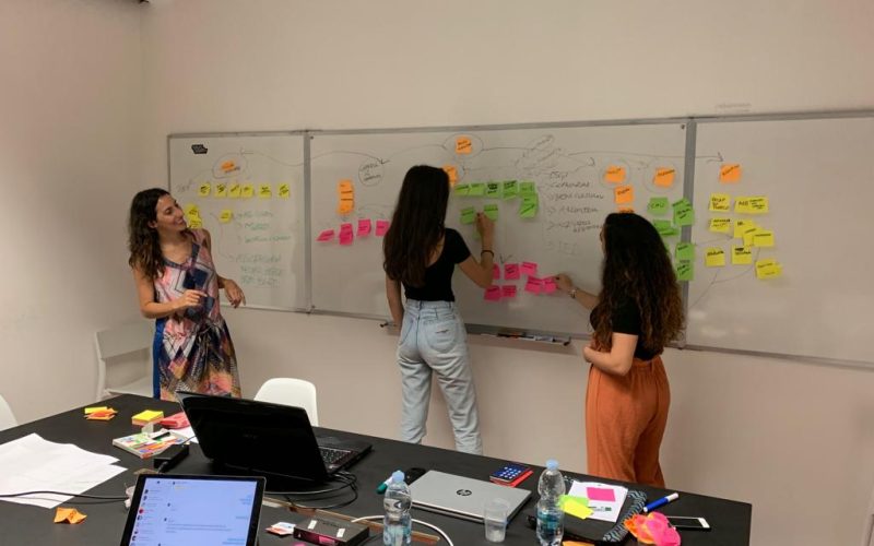 Un momento di brainstorming ad AperiTurismo