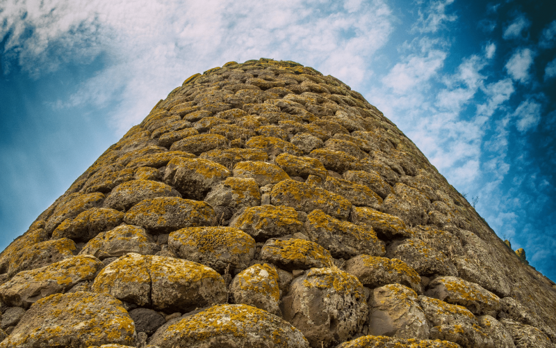 Primo piano di Nuraghe Losa | Turismo Culturale Sardegna